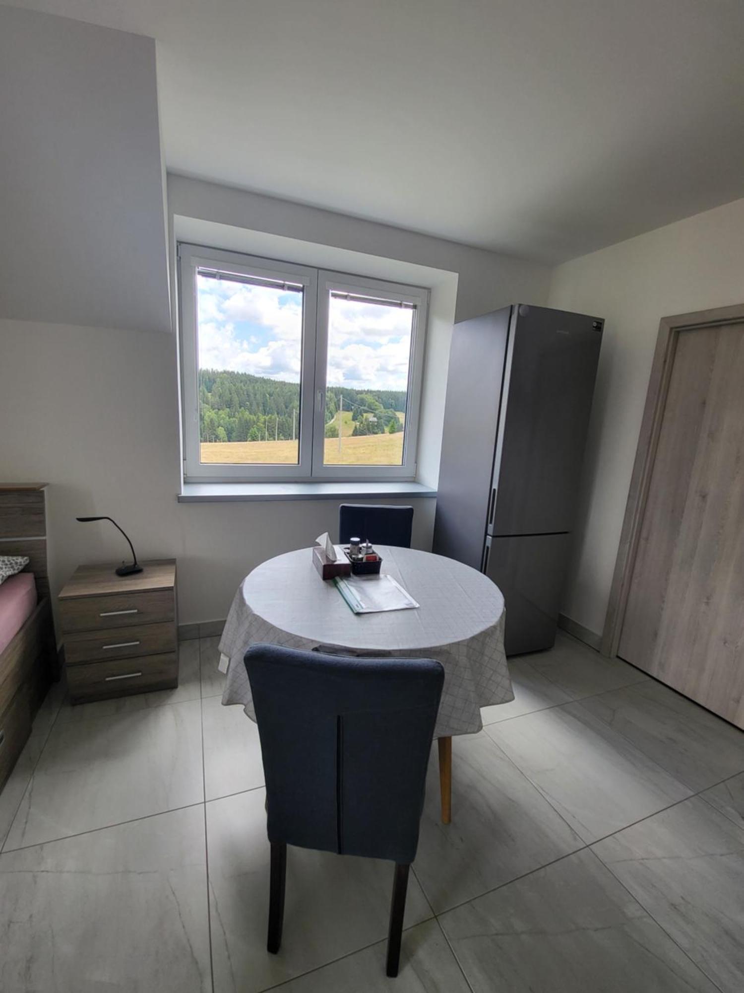 Apartmány Stráň Potucky Habitación foto